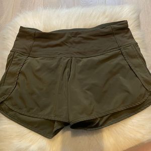 Lululemon green running shorts